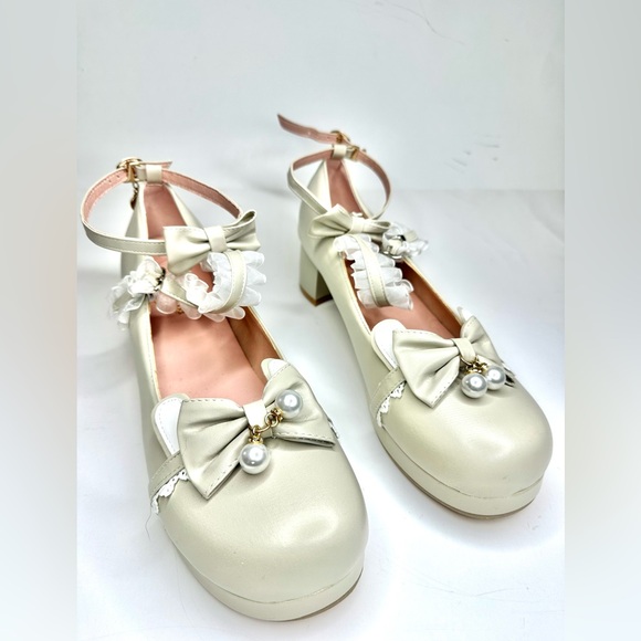 Dola Lovely Coquette Beige Mary Jane Heels 12 - Picture 1 of 8